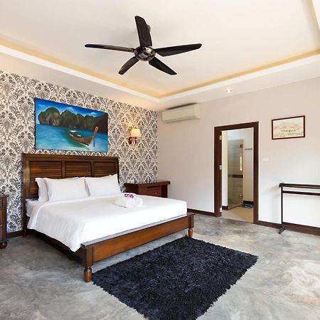 Extraordinary Courtyard 6Br Pool Villa Sri Suri, Naiharn Rawai Luaran gambar