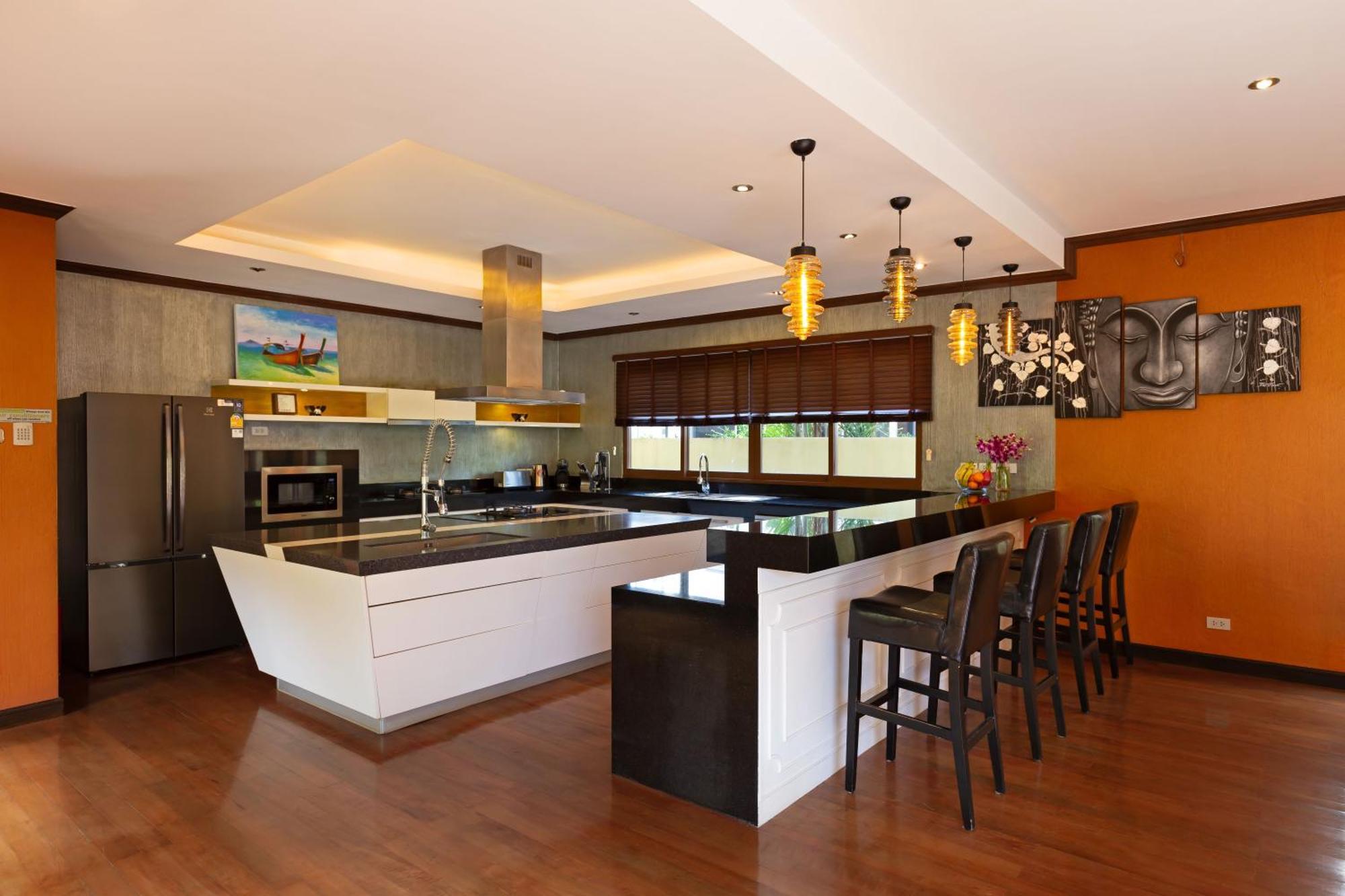 Extraordinary Courtyard 6Br Pool Villa Sri Suri, Naiharn Rawai Luaran gambar